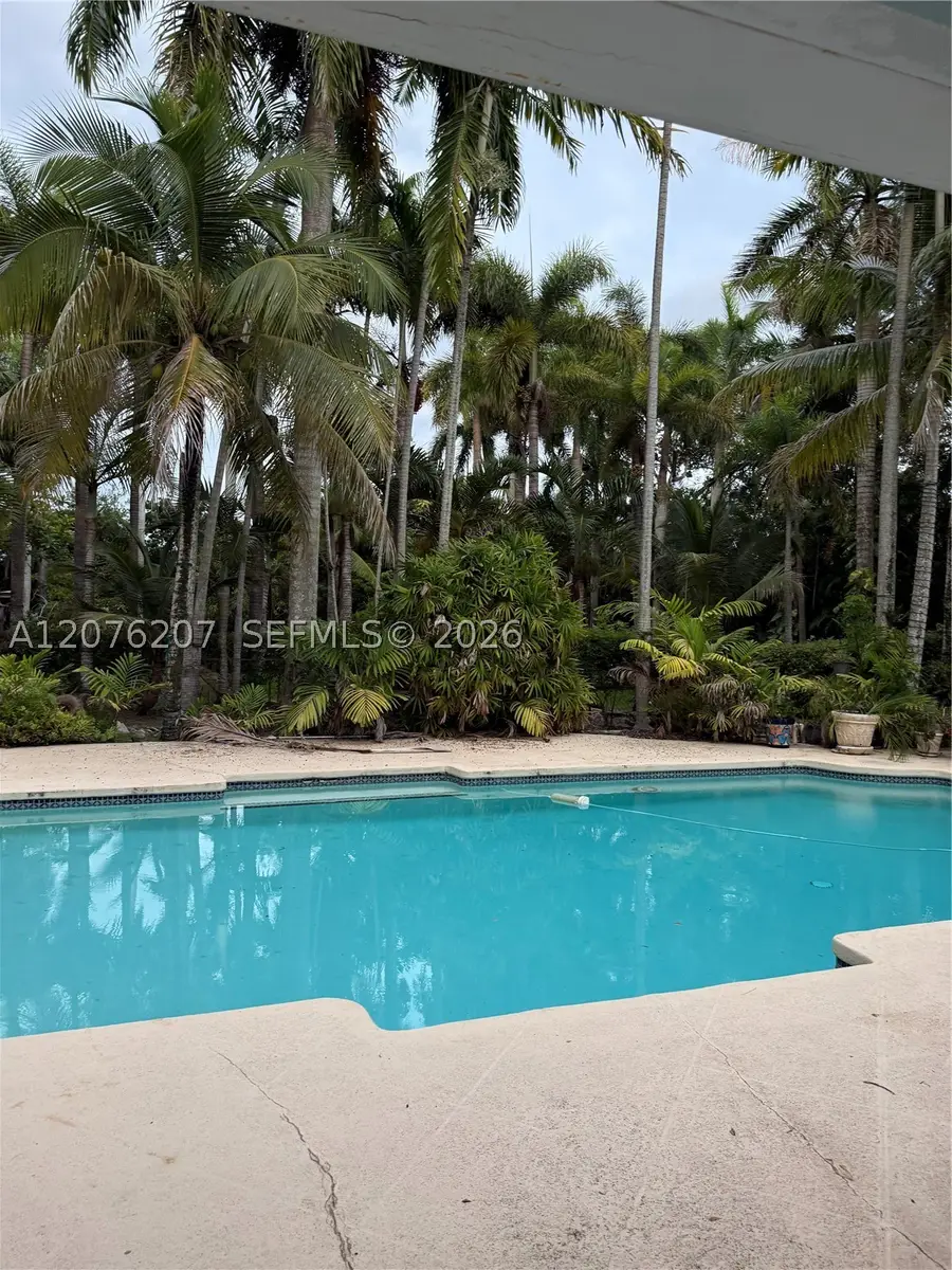12121 SW 60th Ct, Pinecrest, FL 33156 - #3