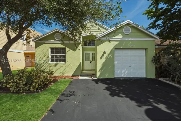 15969 SW 2nd St, Sunrise, FL 33326