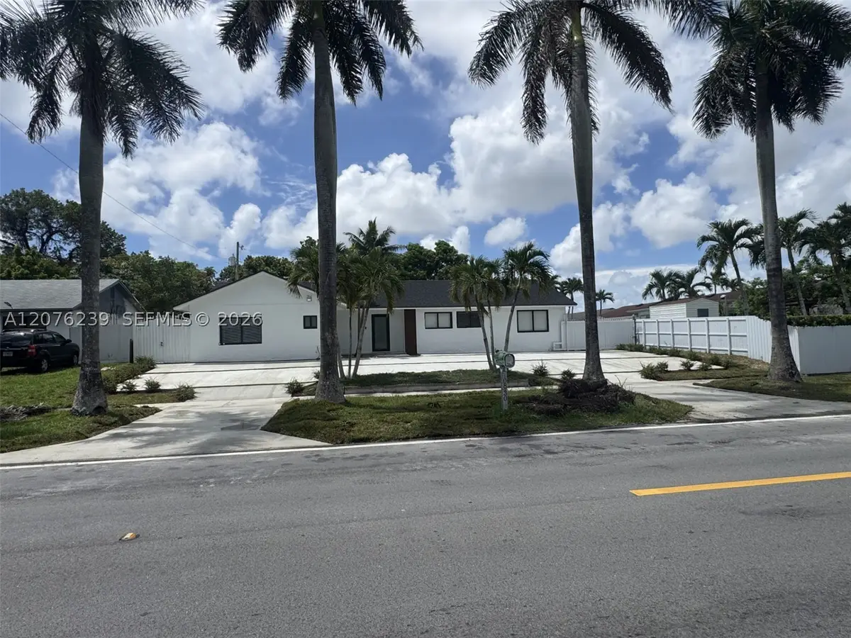 10830 SW 160th St, Miami, FL 33157 - #1