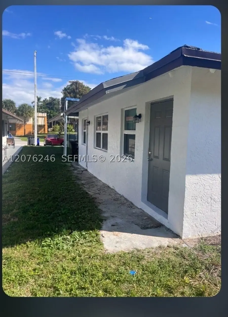 2500 Franklin Dr, Fort Lauderdale, FL 33311 - #2