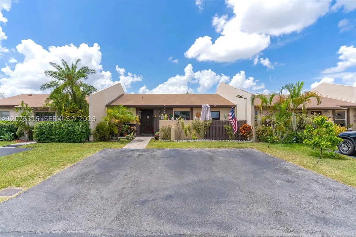 12202 SW 111th Ln, Miami, FL 33186 - #1
