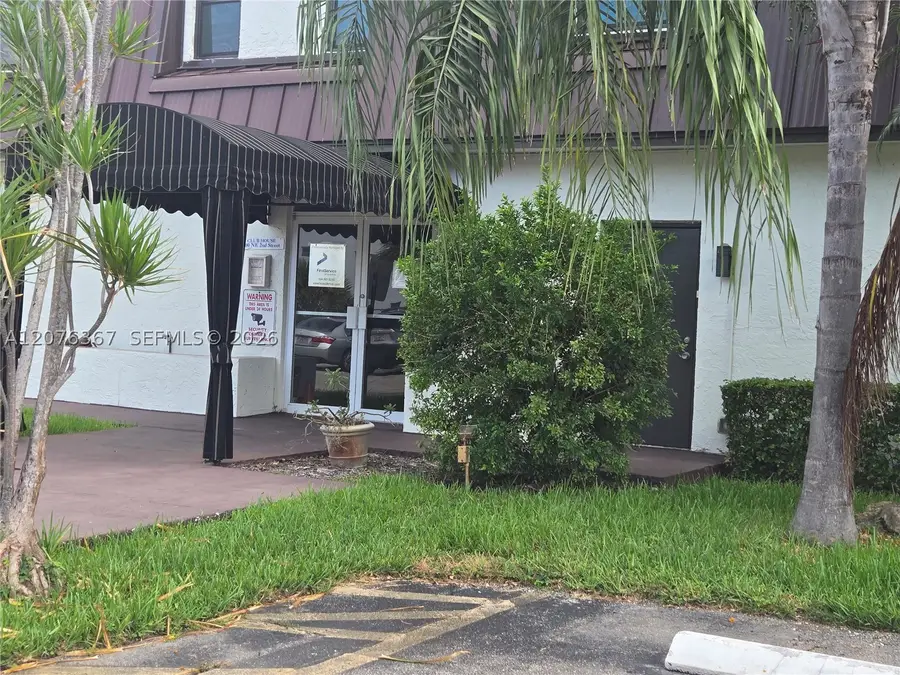 500 NE 2nd St #417, Dania Beach, FL 33004 - #2