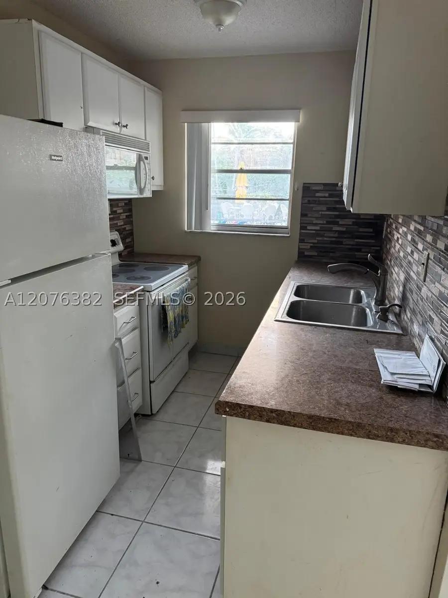 2145 Pierce St #116, Hollywood, FL 33020 - #2