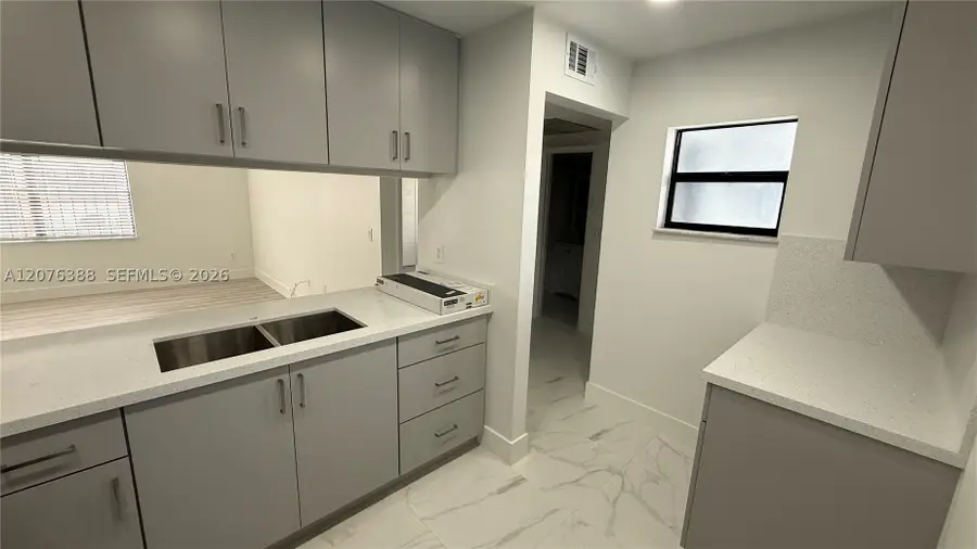 2750 W 63rd Pl #12-24, Hialeah, FL 33016 - #2