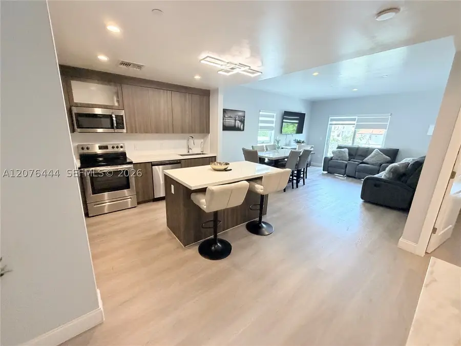 1938 Jackson St #202, Hollywood, FL 33020 - #2
