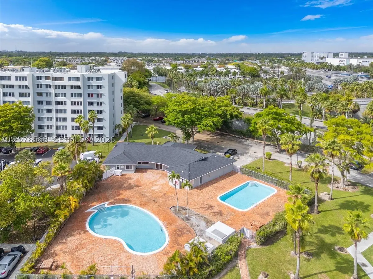 9143 SW 77th Ave #B802, Miami, FL 33156 - #1