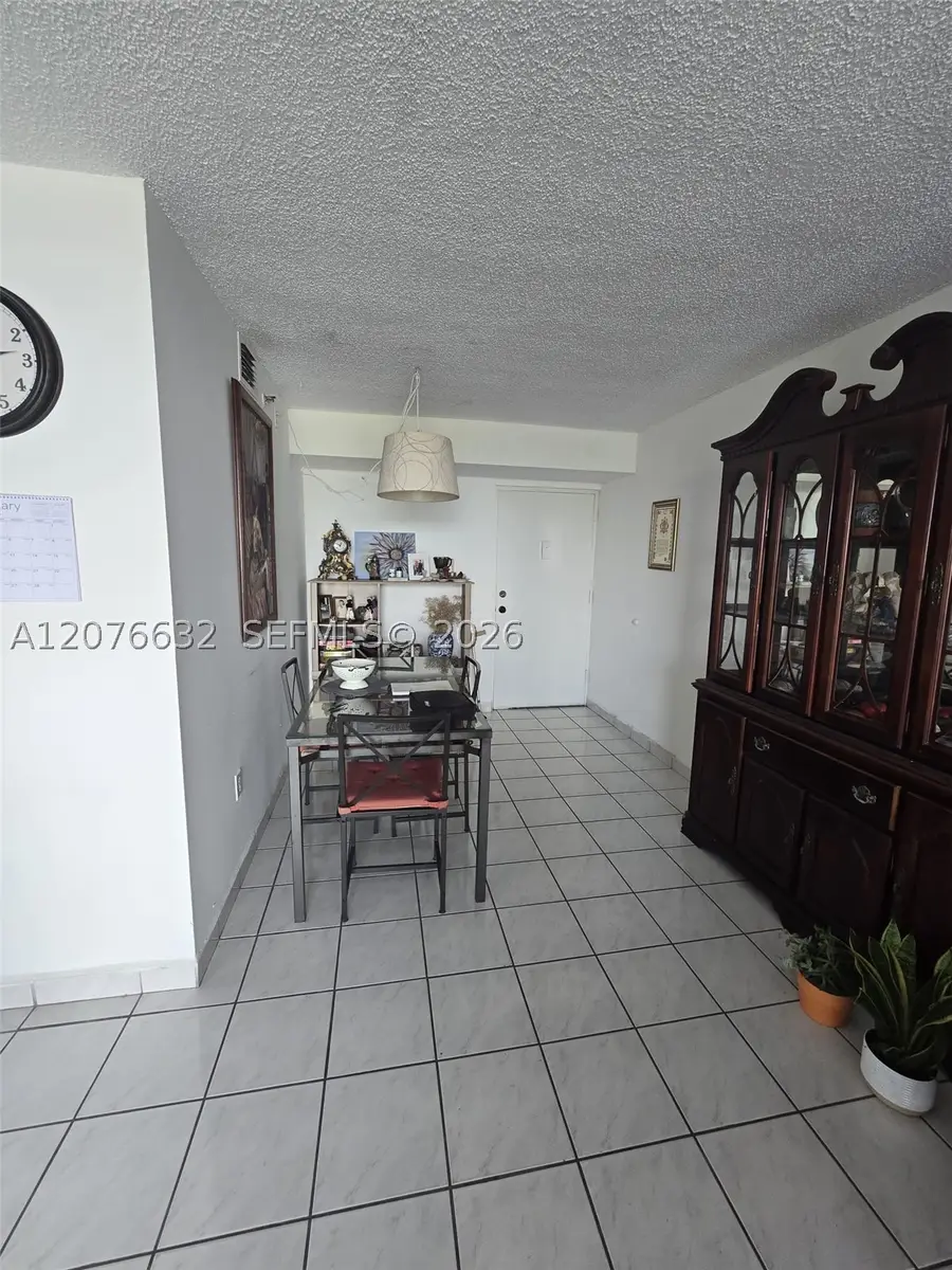9688 Fontainebleau Blvd #409, Miami, FL 33172 - #2