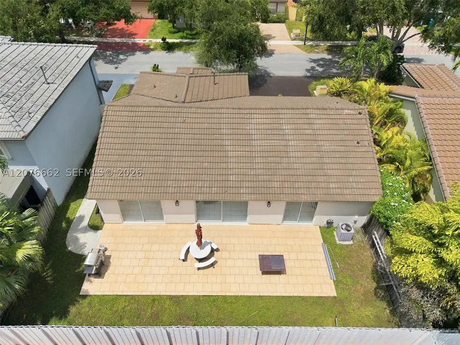 19181 NW 89th Ave, Hialeah, FL 33018 - #2