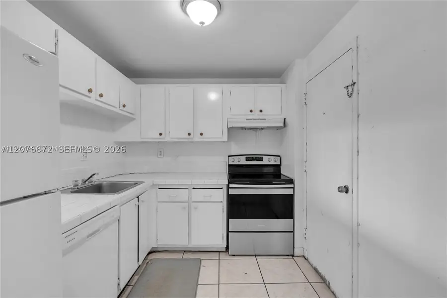 9001 SW 77th Ave #C402, Miami, FL 33156 - #2