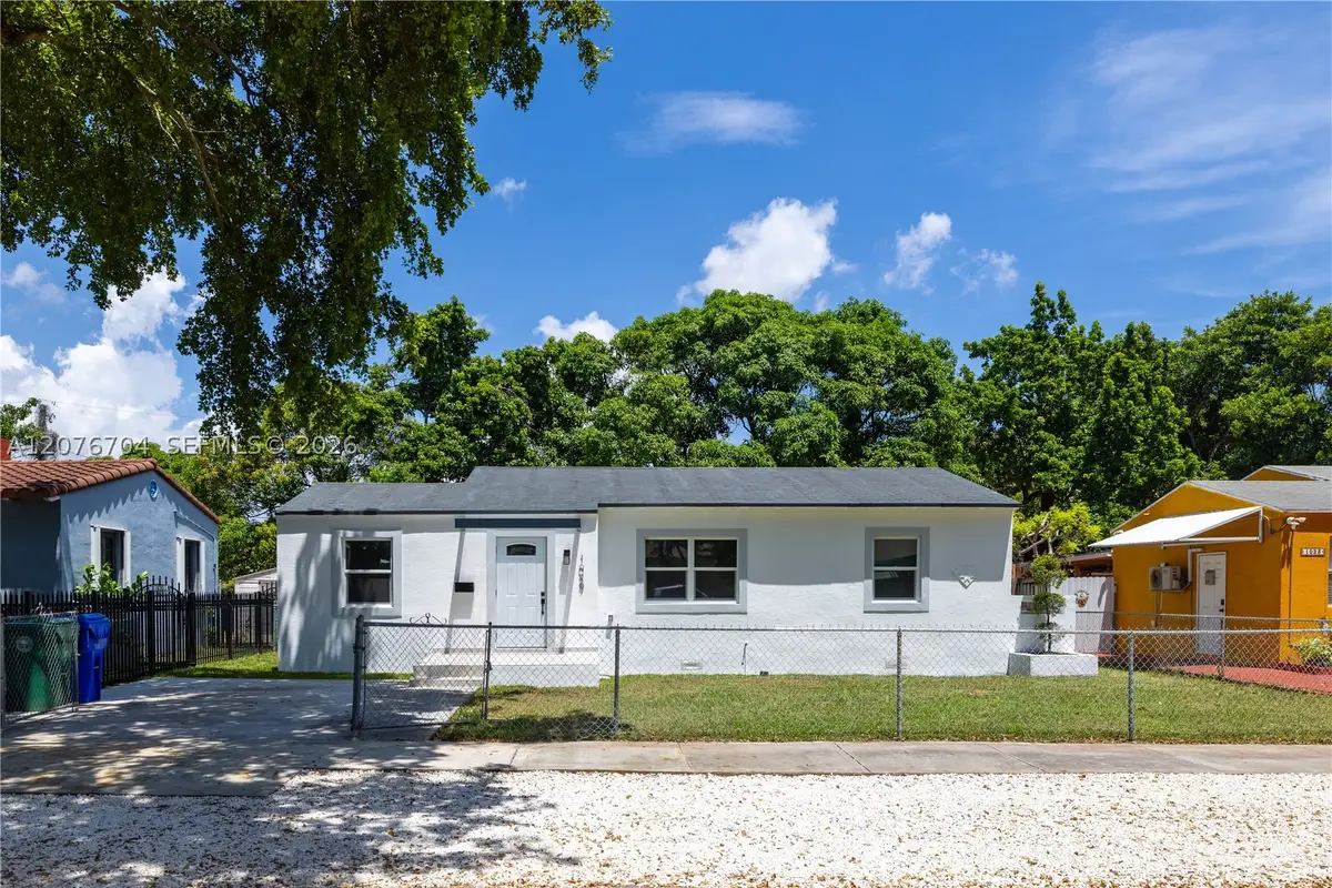 1029 NW 42nd St, Miami, FL 33127 - #1