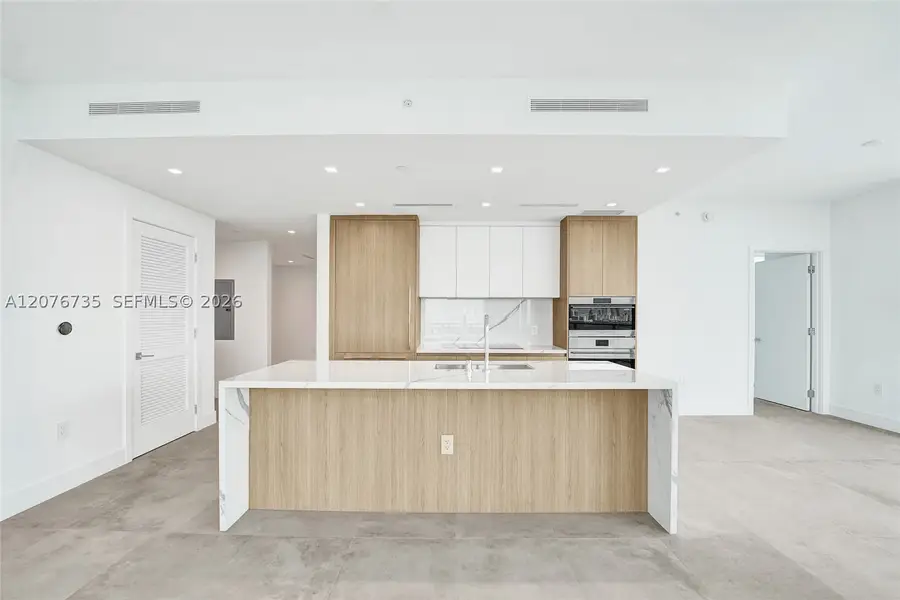 2411 Laguna Circle #2511, North Miami, FL 33181 - #3