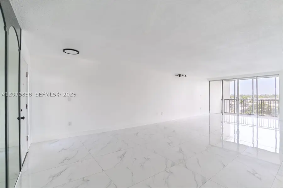 1750 NE 191st St #829-4, Miami, FL 33179 - #3