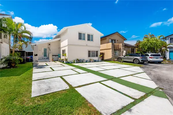 928 NW 106th Ave Cir, Miami, FL 33172