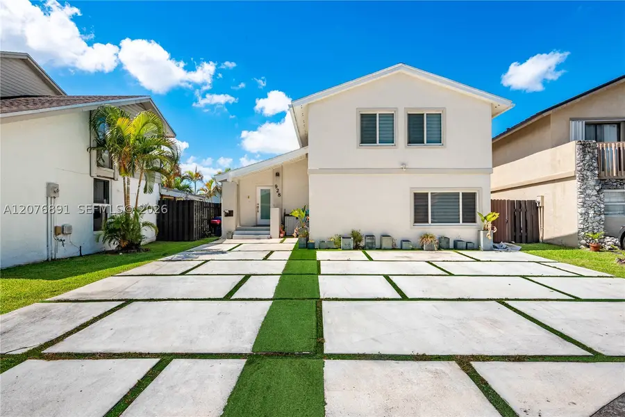 928 NW 106th Ave Cir, Miami, FL 33172 - #3