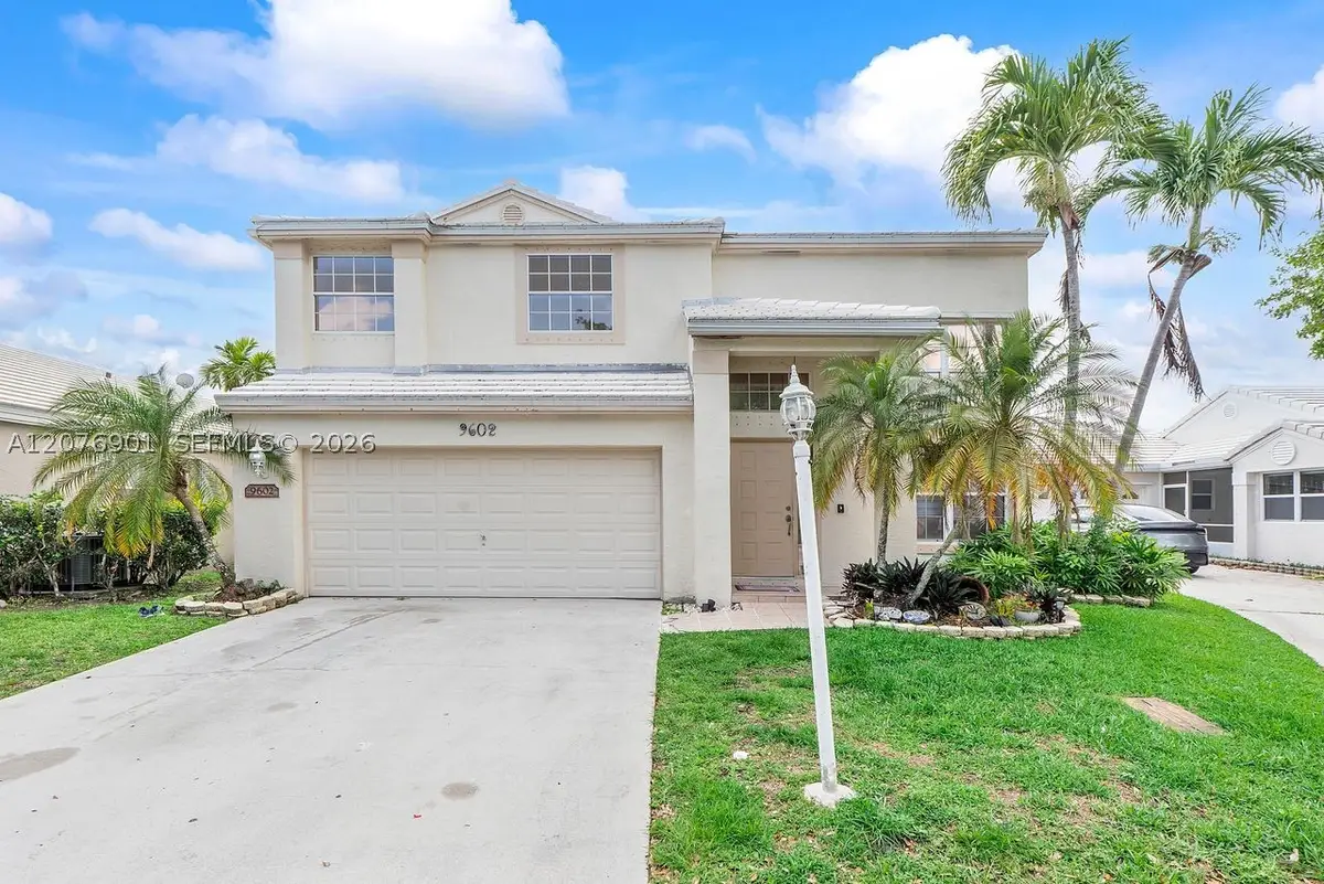 9602 NW 8th Cir, Plantation, FL 33324 - #1