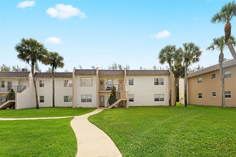 110 Lake Meryl Drive #216, West Palm Beach, FL 33411 - #2