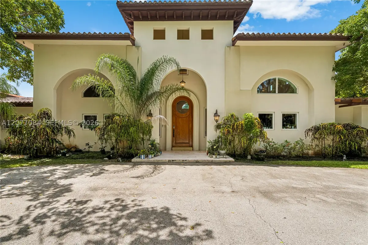 6600 SW 111th St, Pinecrest, FL 33156 - #1