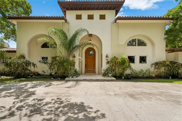 6600 SW 111th St, Pinecrest, FL 33156