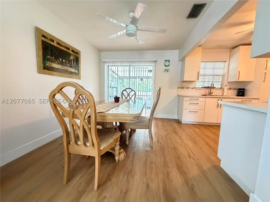 7111 Charleston St, Hollywood, FL 33024 - #3
