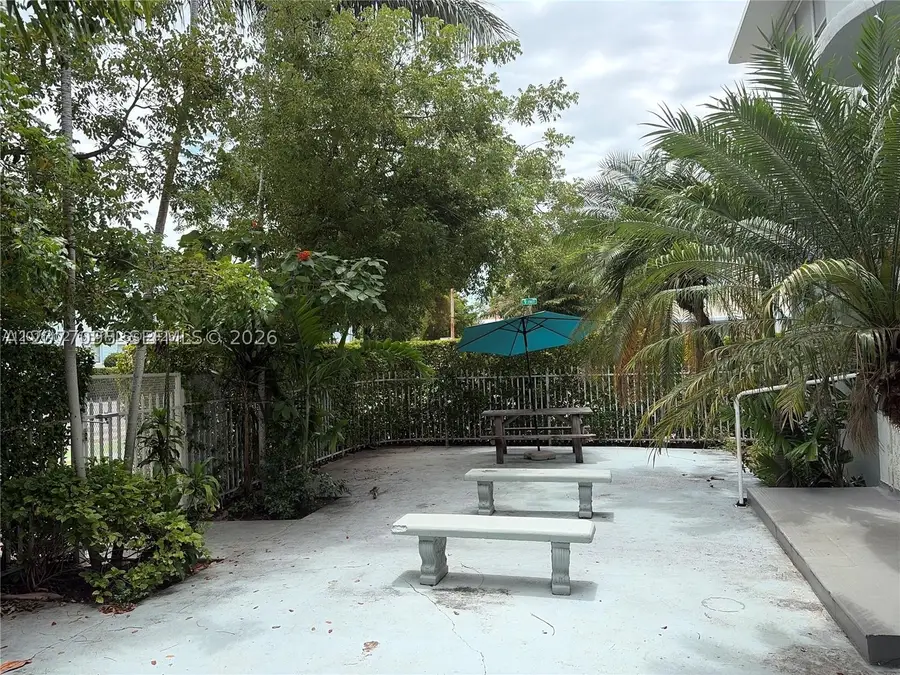 900 Jefferson Ave #2, Miami Beach, FL 33139 - #3