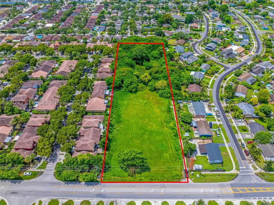 1560 W Mowry Dr, Homestead, FL 33030 - #3