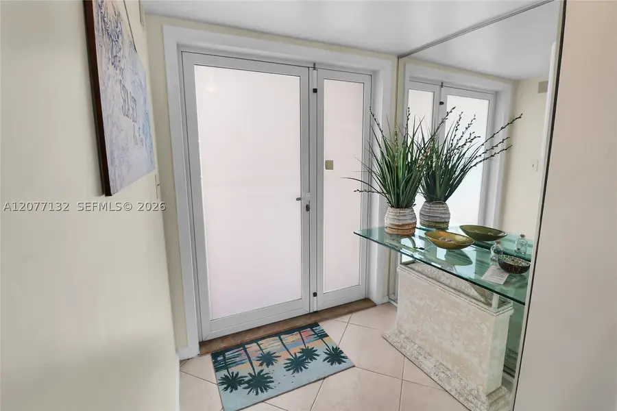 328 N Ocean Blvd #302, Pompano Beach, FL 33062 - #3