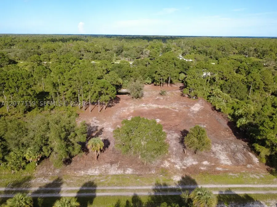 565 S Palomino St, Clewiston, FL 33440 - #3
