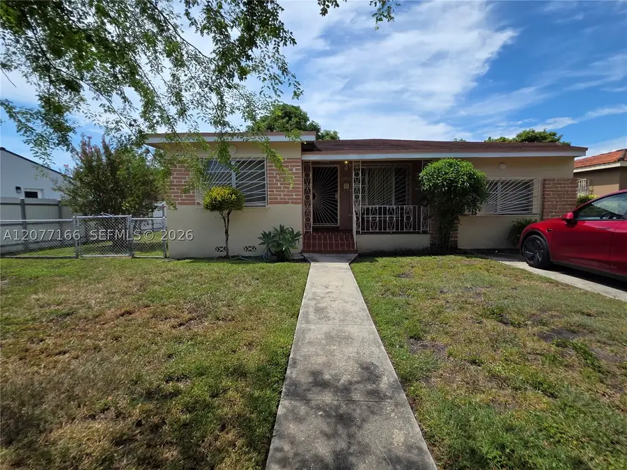 3070 NW 6th St, Miami, FL 33125 - #3
