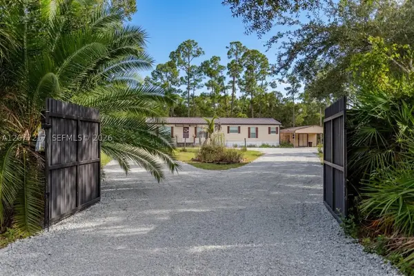 4075 Fort Center Avenue, La Belle, FL 33935
