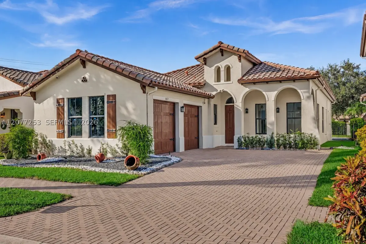 8527 NW 39th Ct, Cooper City, FL 33024 - #1