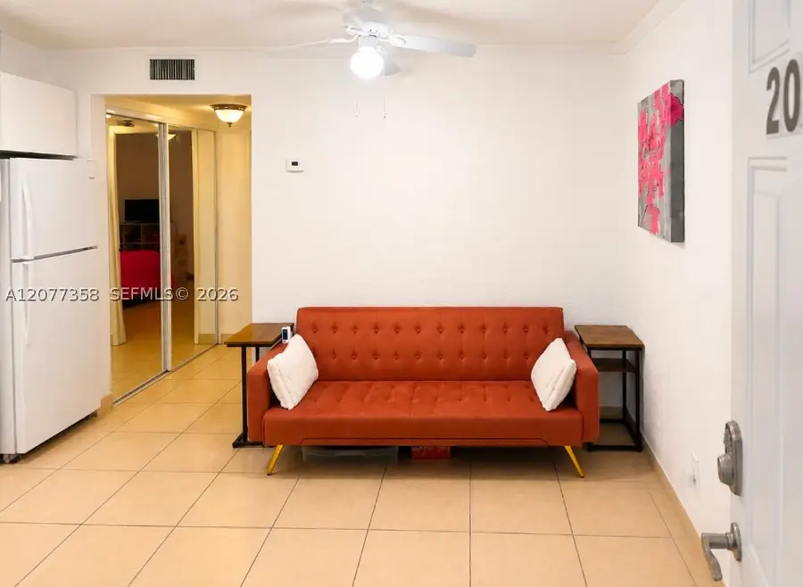 528 Meridian Ave #202A, Miami Beach, FL 33139 - #2