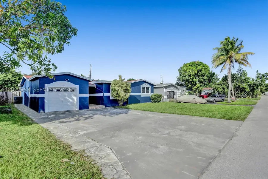 7221 Fairway Blvd, Miramar, FL 33023 - #2