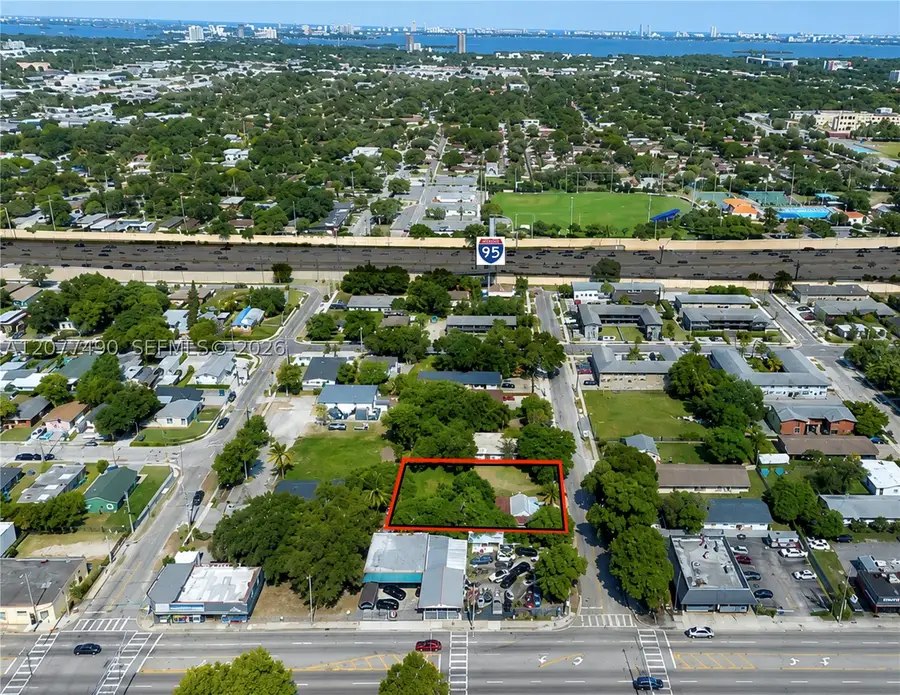 645 NW 65th St, Miami, FL 33150 - #2
