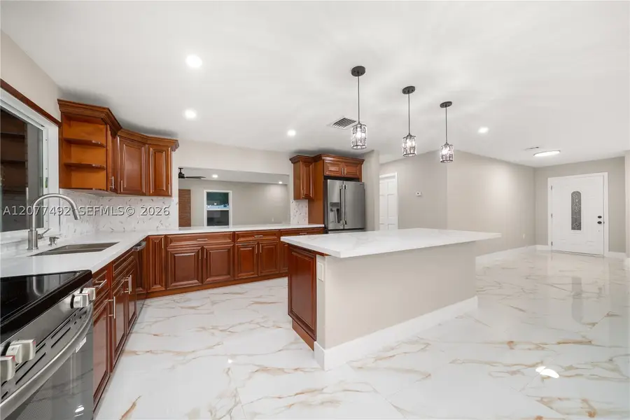 1050 Knollwood Cir, Wauchula, FL 33873 - #3