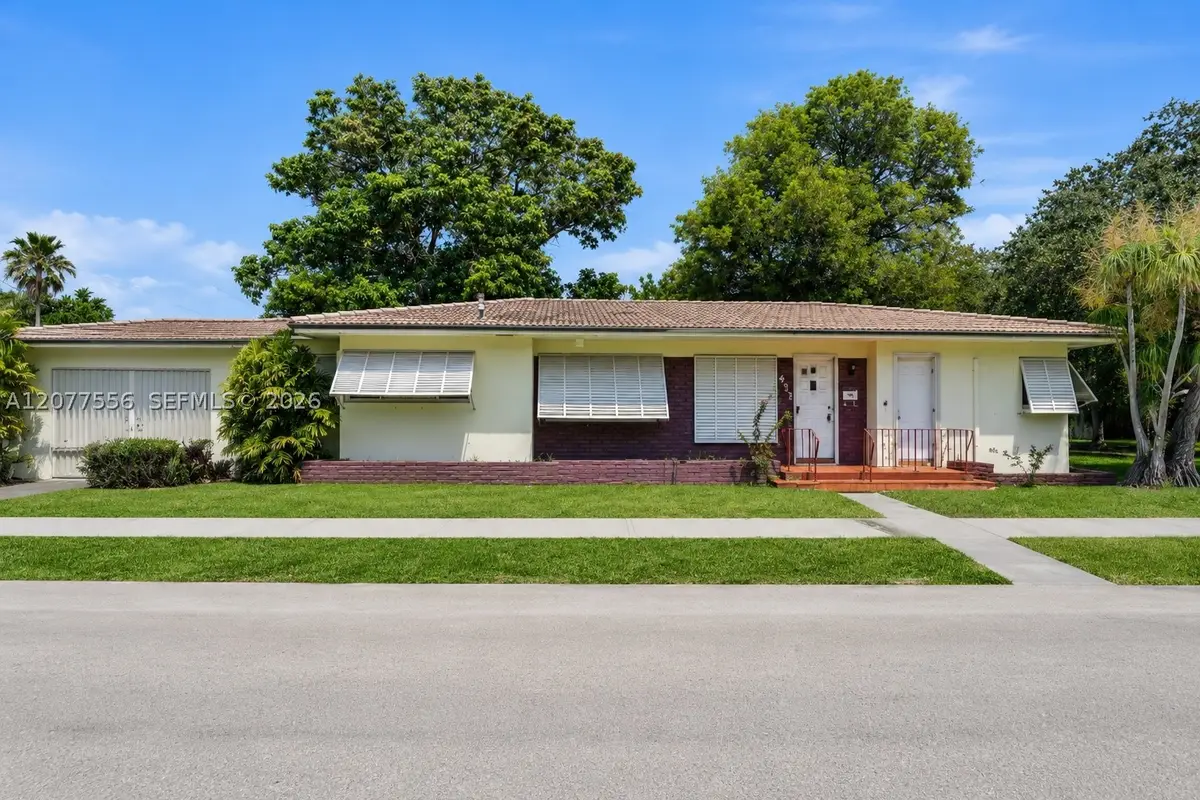 425 S 15th Ave, Hollywood, FL 33020 - #1
