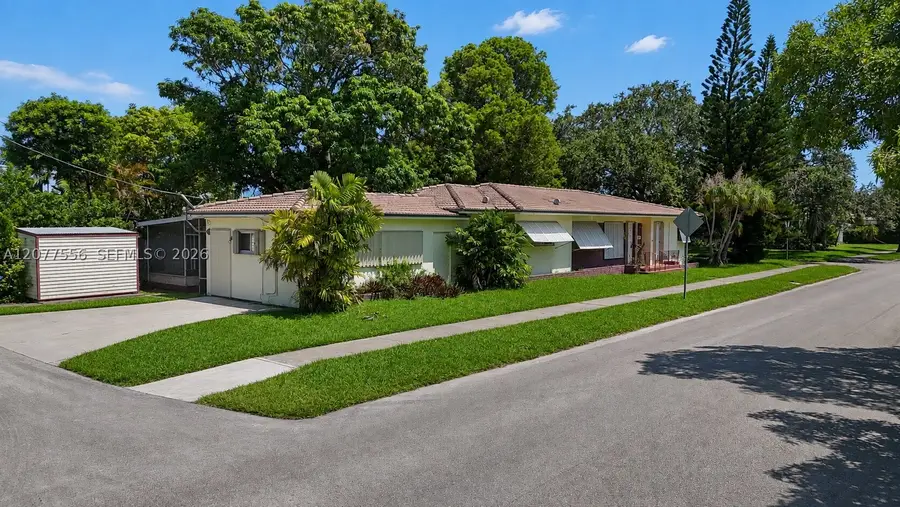 425 S 15th Ave, Hollywood, FL 33020 - #3