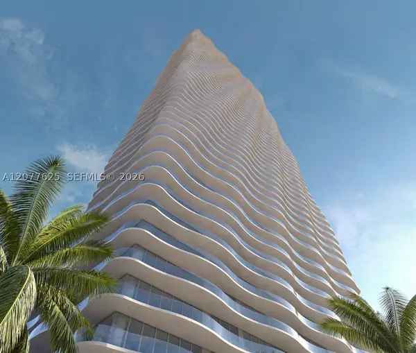 1400 Biscayne Blvd #1802, Miami, FL 33132