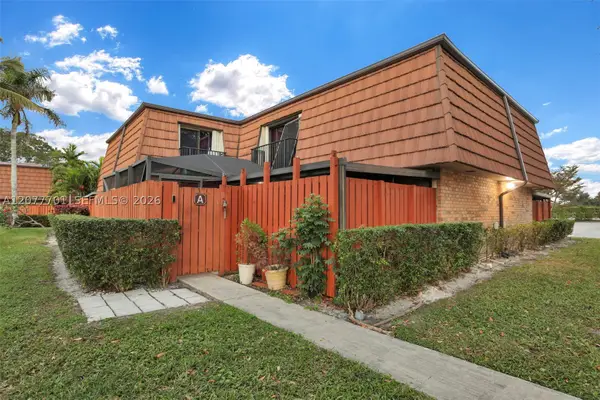 Address Withheld By Seller, Davie, FL 33324