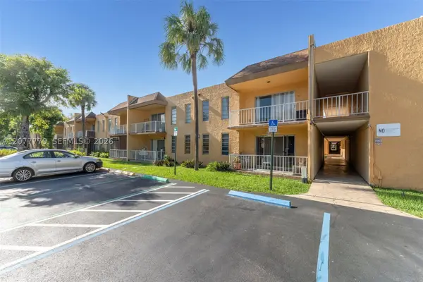 13700 SW 62nd St #213, Miami, FL 33183