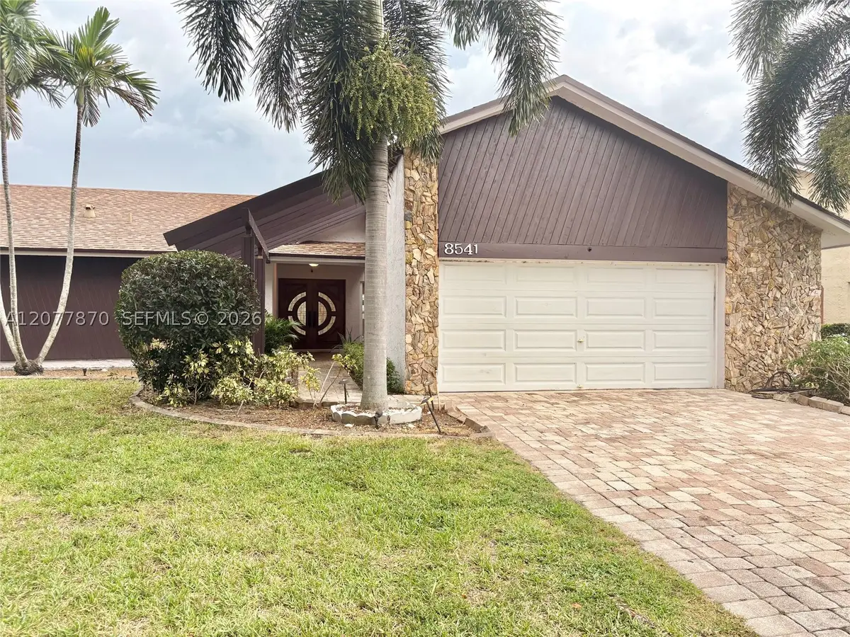 8541 NW 54th St, Lauderhill, FL 33351 - #1