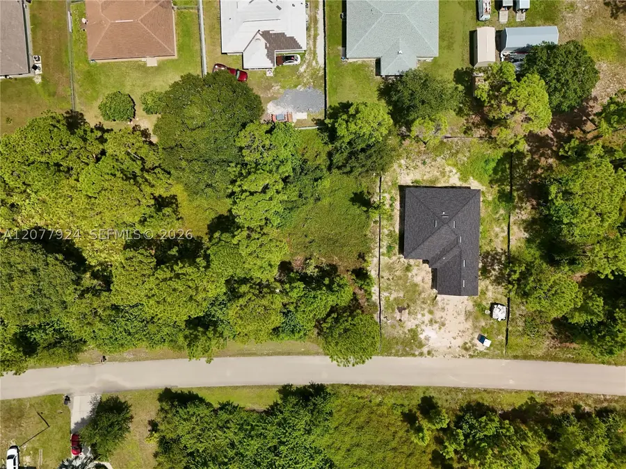 523 Summit Ave, Lehigh Acres, FL 33974 - #3