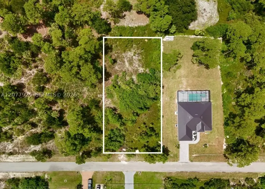 811 Edison Ave, Lehigh Acres, FL 33972 - #1