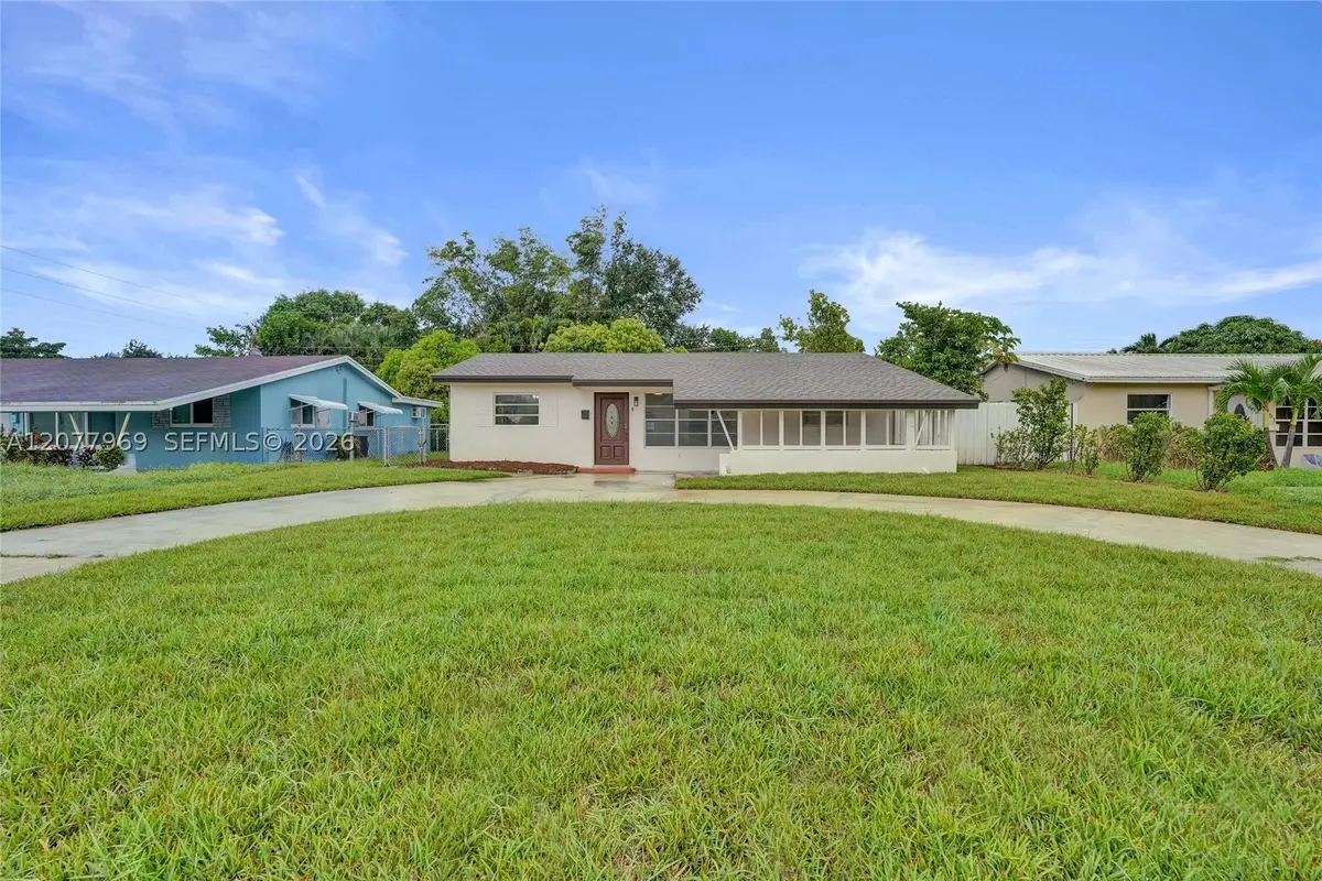 6761 Pershing St, Hollywood, FL 33024 - #1