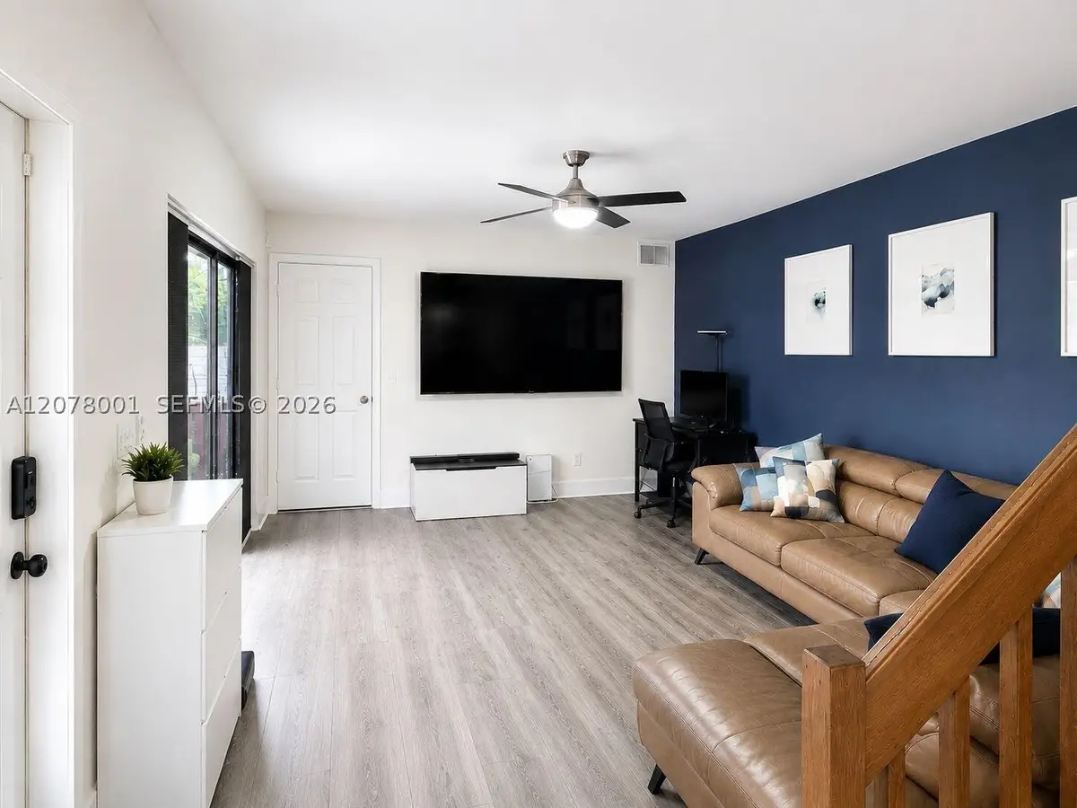 1200 SW 118th Ter #1200, Davie, FL 33325 - #1