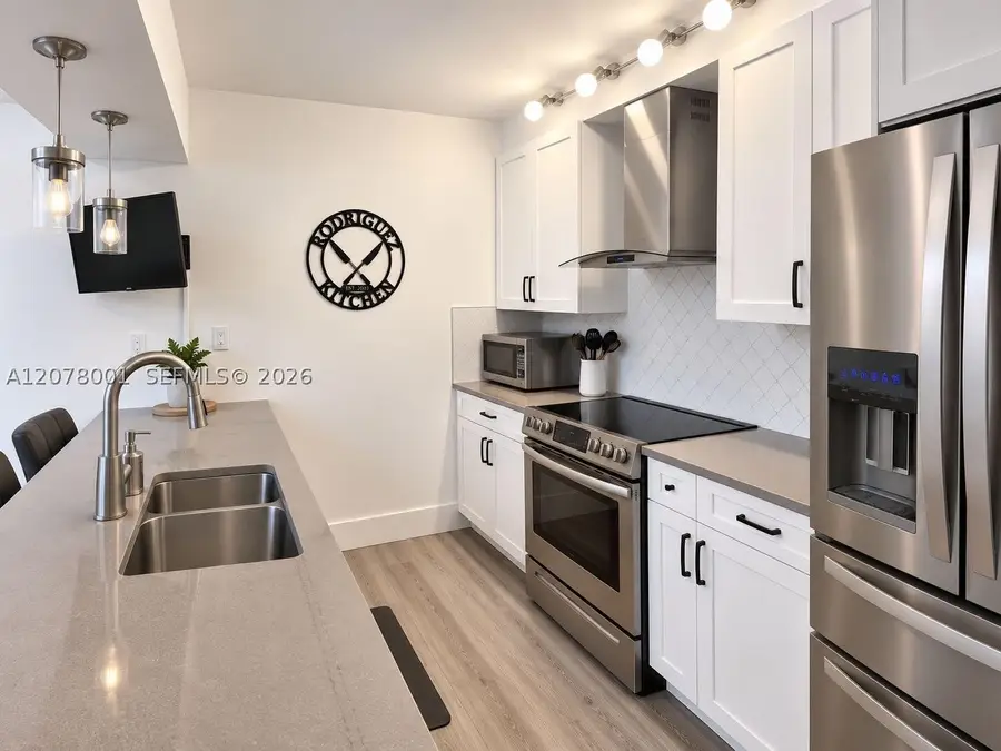 1200 SW 118th Ter #1200, Davie, FL 33325 - #2