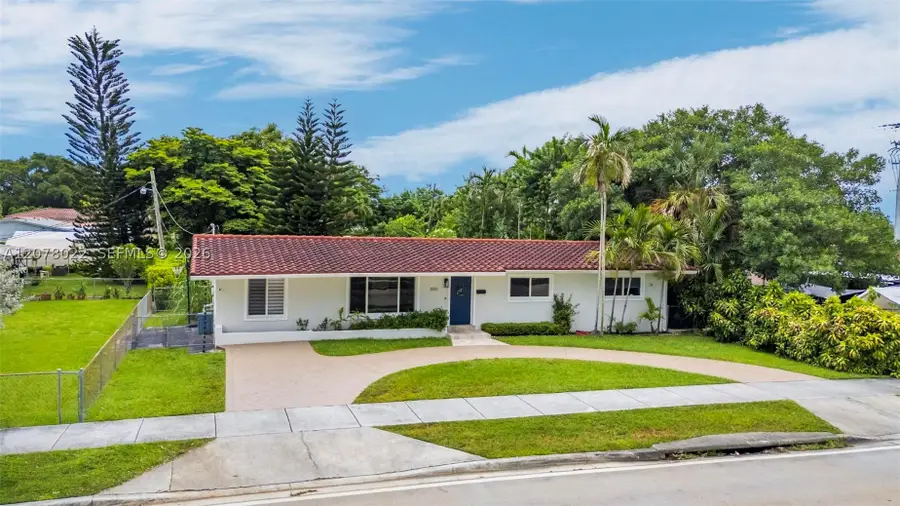 3551 SW 97th Ave, Miami, FL 33165 - #3