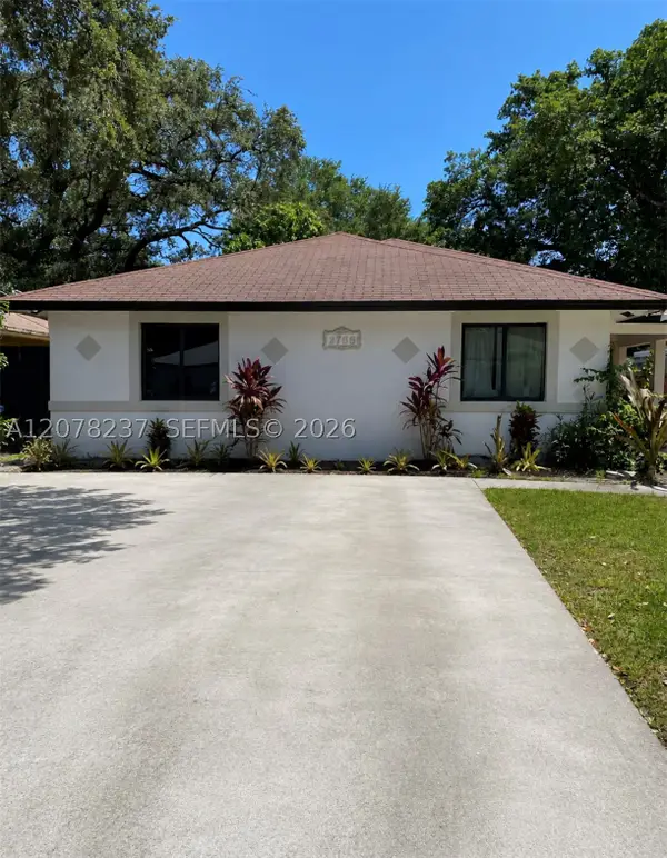 2766 NW 168th Ter, Miami Gardens, FL 33056