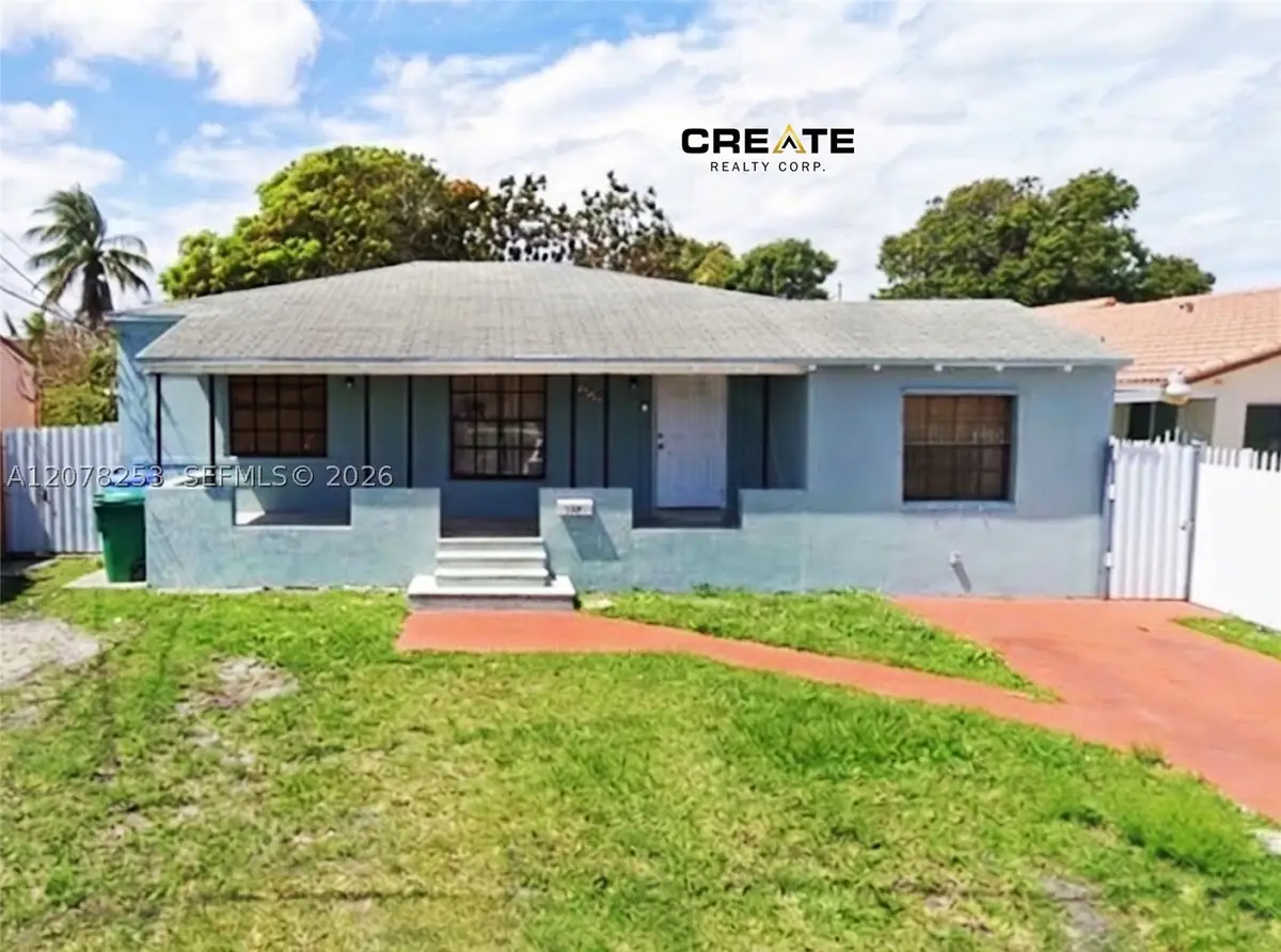 120 NW 18th Ave, Miami, FL 33125 - #1
