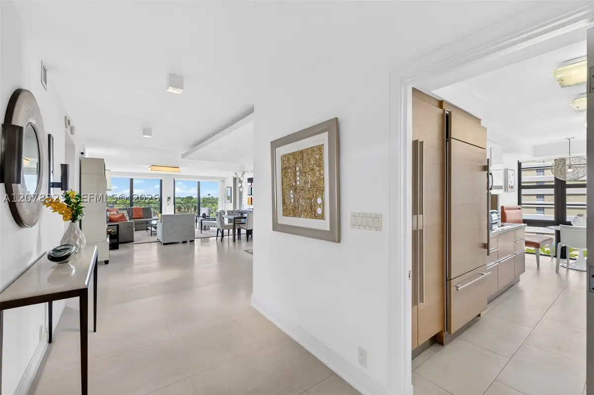 5500 Collins Ave #702, Miami Beach, FL 33140 - #1
