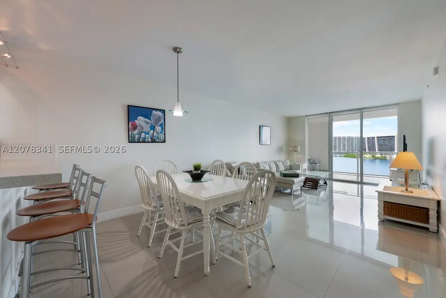 18100 N Bay Rd #1009, Sunny Isles Beach, FL 33160 - #2